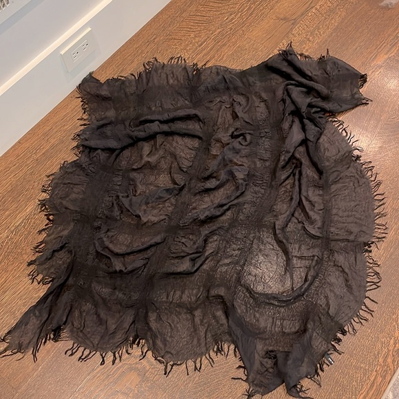 Pas de Calais black gauze scarf - Picture 4 of 6